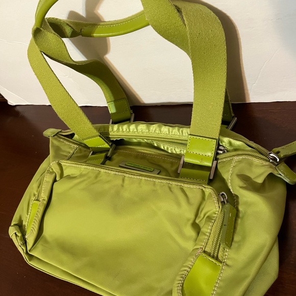 United Colors of bennetton green shoulder bag - Picture 11 of 14